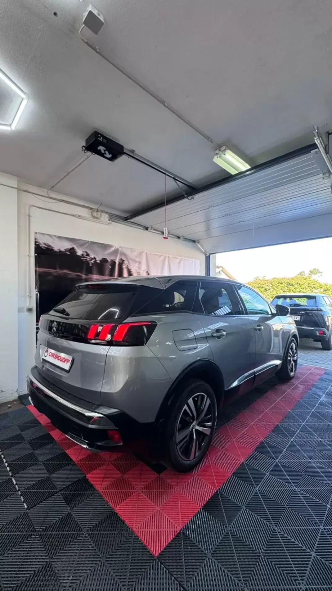 Peugeot 3008 2018 - 16900 EUR, 167000 km - AUTO.MOTO.pt - 167000km - foto 6 de 10