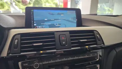 BMW 418 Gran Coupé 2015 - 16900 EUR, 272963 km - AUTO.MOTO.pt - 272963km - foto 42 de 64