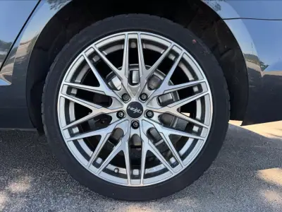 Audi A4 2018 - 18950 EUR, 256000 km - AUTO.MOTO.pt - 256000km - foto 3 de 14