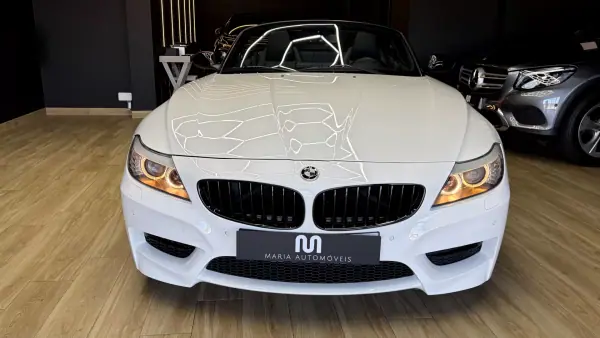 BMW Z4 35 is Auto 2011 Gasolina — 117 000 km BMW Z4 35 is Auto 2011 Gasolina