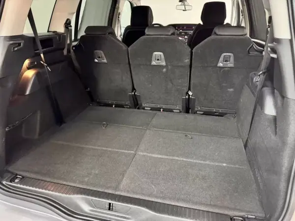 Citroën C4 Grand Picasso 2018 - 11500 EUR, 154000 km - AUTO.MOTO.pt - 154000km - foto 57 de 57
