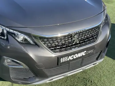 Peugeot 5008 2019 - 15490 EUR, 228000 km - AUTO.MOTO.pt - 228000km - foto 8 de 42