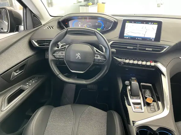 Peugeot 3008 2020 - 19800 EUR, 79544 km - AUTO.MOTO.pt - 79544km - foto 9 de 24
