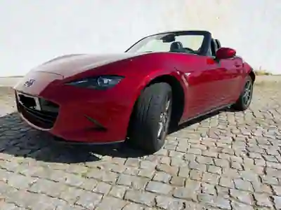 Mazda MX-5 2019 — foto 5 de 15