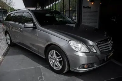 Mercedes-Benz E 220 2010 - 10990 EUR, 489933 km - AUTO.MOTO.pt - 489933km - foto 6 de 41