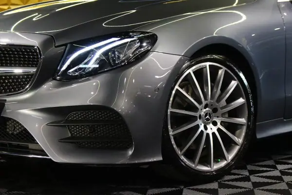 Mercedes-Benz E 220 2018 - 35900 EUR, 93689 km - AUTO.MOTO.pt - 93689km - foto 3 de 41