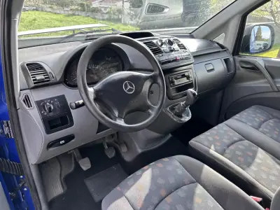 Mercedes-Benz VITO 111 CDI -LONGA 2005 - 6250 EUR, 400000 km - AUTO.MOTO.pt - 400000km - foto 12 de 25