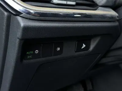 Skoda Enyaq 2021 - 22990 EUR, 105700 km - AUTO.MOTO.pt - 105700km - foto 22 de 36