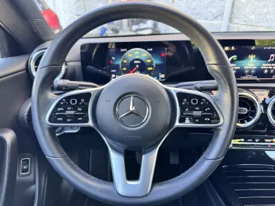 Mercedes-Benz CLA 200 2022 - 27500 EUR, 65247 km - AUTO.MOTO.pt - 65247km - foto 12 de 24