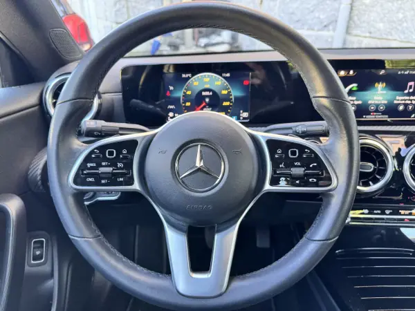 Mercedes-Benz CLA 200 2022 - 27500 EUR, 65247 km - AUTO.MOTO.pt - 65247km - foto 12 de 24
