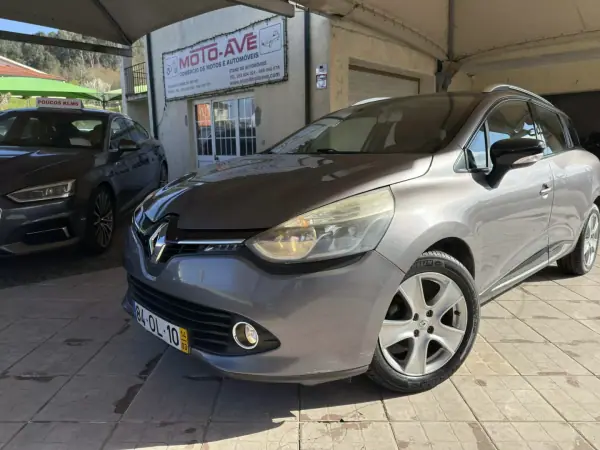 Renault Clio Sport Tourer 2014 - 8950 EUR, 143153 km - AUTO.MOTO.pt - 143153km - foto 2 de 30