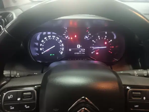 Citroën C3 Aircross 2022 - 13500 EUR, 71000 km - AUTO.MOTO.pt - 71000km - foto 11 de 15