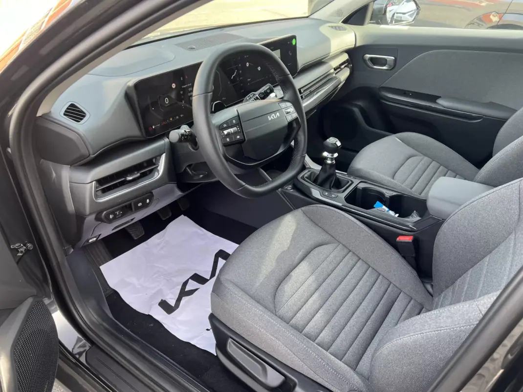 Kia Besta 2026 - 26990 EUR, 200 km - AUTO.MOTO.pt - 200km - foto 7 de 20