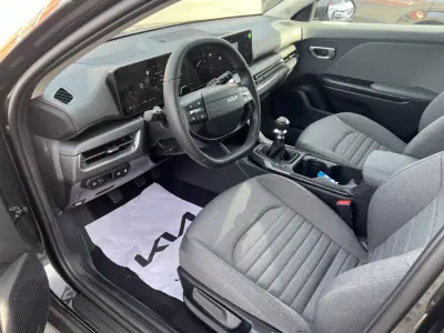 Kia Besta 2026 - 26990 EUR, 200 km - AUTO.MOTO.pt - 200km - foto 7 de 20