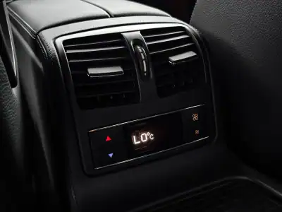 Mercedes-Benz CLS 350 2013 - 26950 EUR, 199000 km - AUTO.MOTO.pt - 199000km - foto 63 de 100