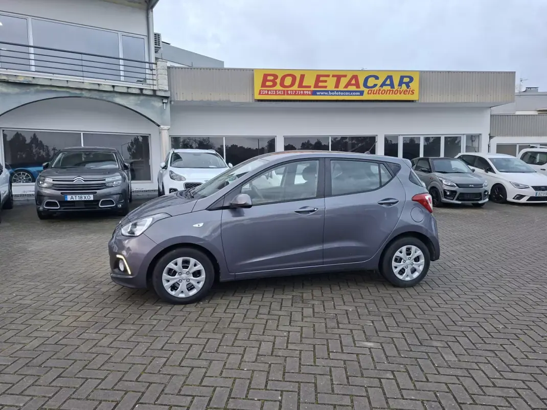 Hyundai i10 2016 - 8750 EUR, 92642 km - AUTO.MOTO.pt - 92642km - foto 1 de 24