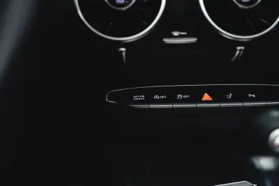 Audi TT Roadster 2015 - 33950 EUR, 151742 km - 151742km - foto 45 de 55