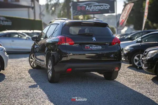 Peugeot 2008 1.2 VTi Active 2013 Petrol