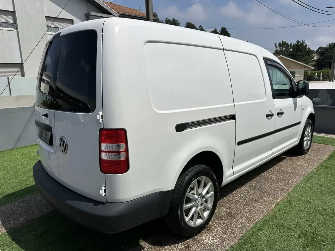 VW Caddy 2012 - 7900 EUR, 450000 km - 450000km - foto 8 de 45