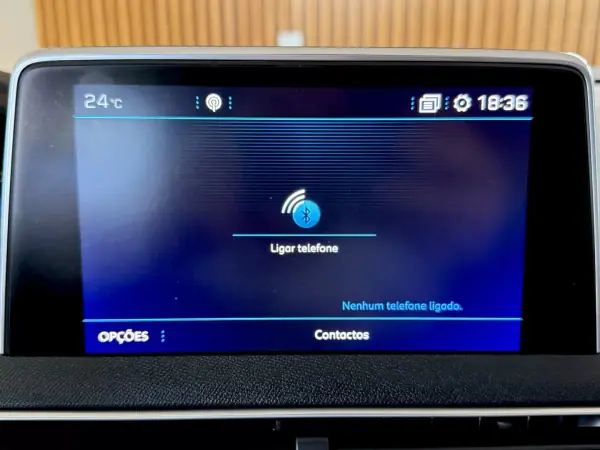 Peugeot 3008 2017 - 18500 EUR, 155000 km - AUTO.MOTO.pt - 155000km - foto 52 de 112