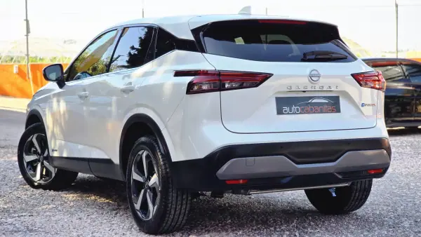 Nissan Qashqai 2024 - 26950 EUR, 70300 km - AUTO.MOTO.pt - 70300km - foto 5 de 22