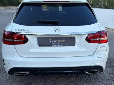 Mercedes-Benz C 300 2020 - 28999 EUR, 120000 km - 120000km - foto 5 de 17