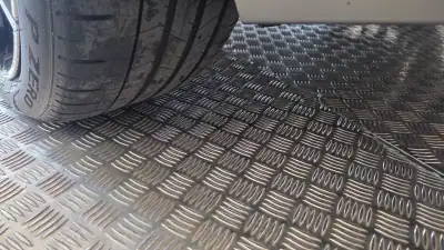 BMW i4 2022 - 55900 EUR, 33929 km - AUTO.MOTO.pt - 33929km - foto 39 de 65