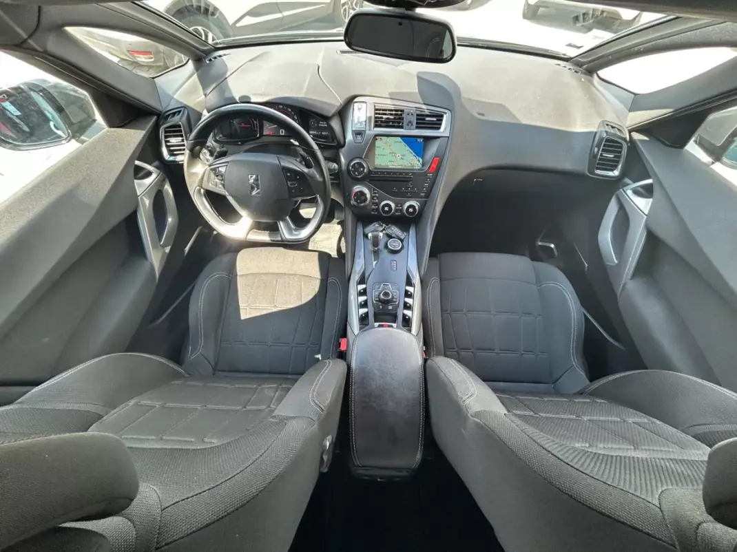 Citroën DS5 2013 - 10500 EUR, 205941 km - 205941km - foto 17 de 22