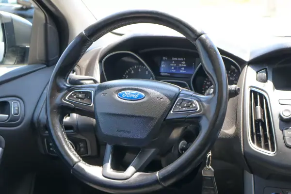 Ford Focus 2015 - 8500 EUR, 162000 km - 162000km - foto 15 de 15