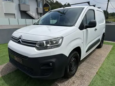 Citroën Berlingo 1.5 Hdi 2019 - 9900 EUR, 180000 km - AUTO.MOTO.pt - 180000km - foto 3 de 43