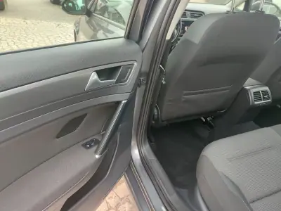 Volkswagen Golf Variant 2017 - 12900 EUR, 205000 km - 205000km - foto 11 de 21