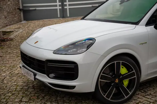 Porsche Cayenne Coupé 2022 - 108888 EUR, 92000 km - AUTO.MOTO.pt - 92000km - foto 8 de 65