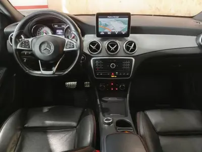 Mercedes-Benz GLA 220 2016 - 24900 EUR, 196000 km - AUTO.MOTO.pt - 196000km - foto 9 de 17