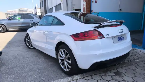 Audi TT Coupé 2011 - 13500 EUR, 170000 km - 170000km - foto 2 de 15