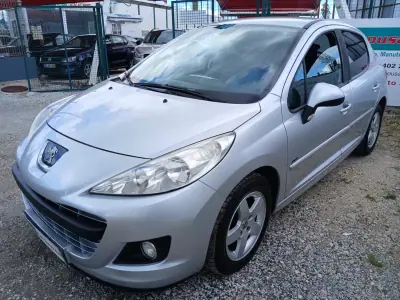 Peugeot 207 2012 - 5250 EUR, 180948 km - AUTO.MOTO.pt - 180948km - foto 4 de 28