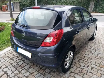 Opel Corsa 2010 - 4990 EUR, 210530 km - 210530km - foto 4 de 5