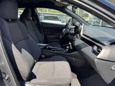 Toyota C-HR 2019 - 22990 EUR, 92000 km - AUTO.MOTO.pt - 92000km - foto 40 de 43