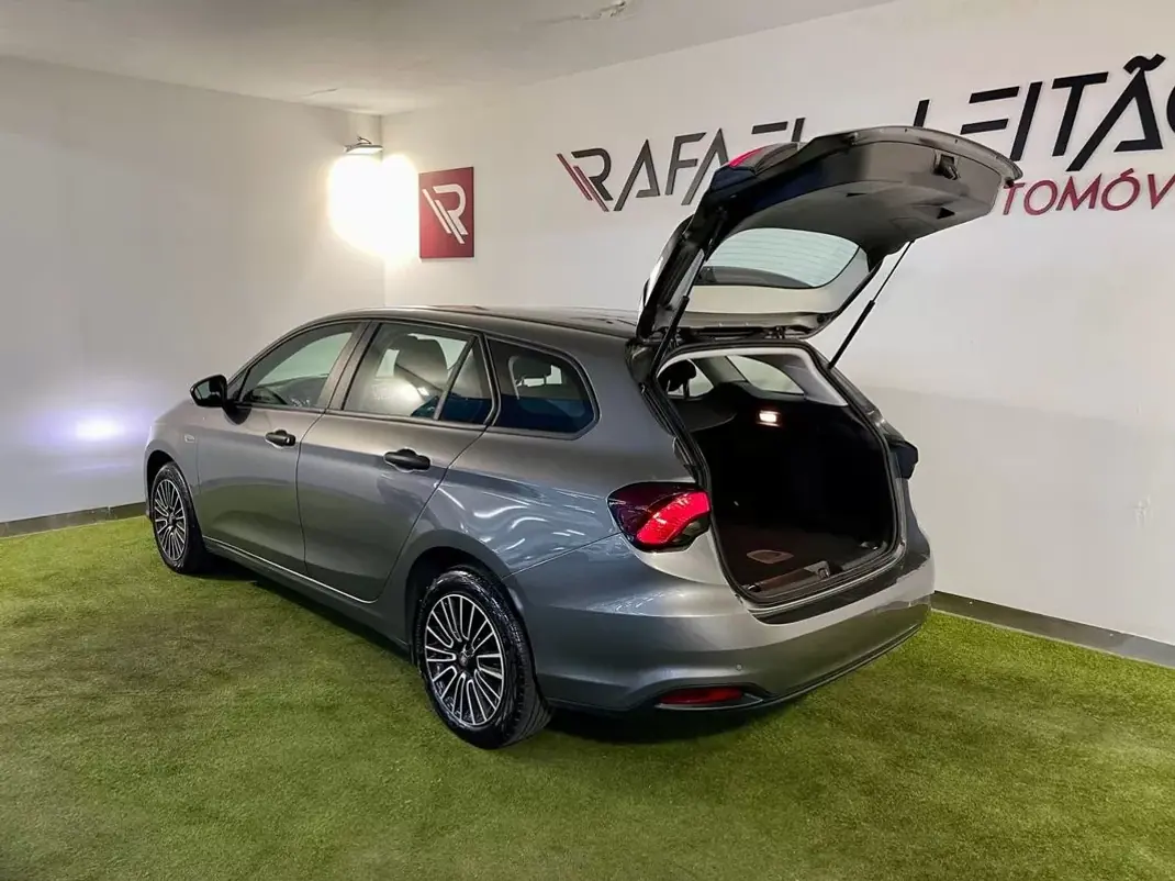 Fiat Tipo Station Wagon 2022 - 13950 EUR, 79000 km - AUTO.MOTO.pt - 79000km - foto 30 de 30