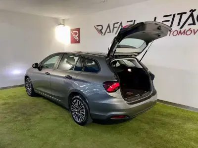 Fiat Tipo Station Wagon 2022 - 13950 EUR, 79000 km - AUTO.MOTO.pt - 79000km - foto 30 de 30