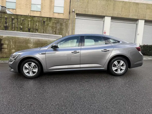 Renault Talisman 2018 - 10950 EUR, 197000 km - AUTO.MOTO.pt - 197000km - foto 9 de 14
