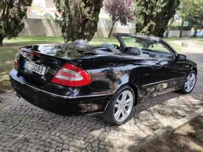 Mercedes-Benz CLK 200 2004 - 9990 EUR, 204000 km - AUTO.MOTO.pt - 204000km - foto 3 de 14
