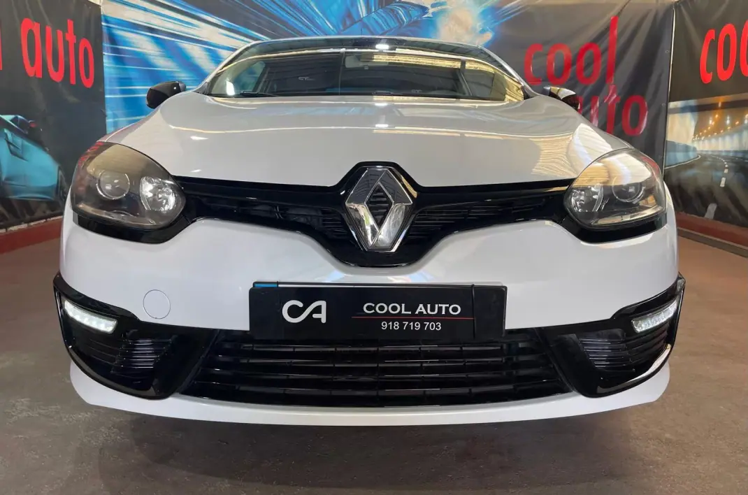 Renault Mégane Coupe 2014 - 9750 EUR, 182000 km - 182000km - foto 10 de 44