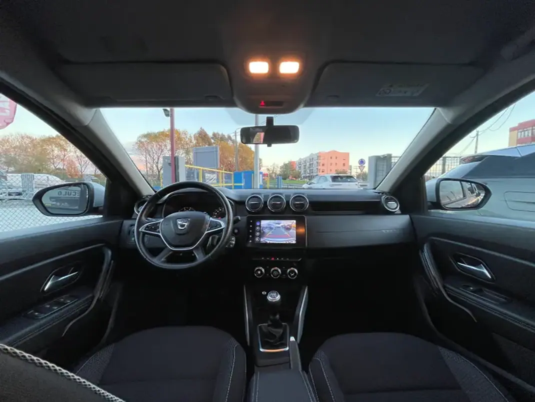 Dacia Duster 2021 - 16950 EUR, 44365 km - AUTO.MOTO.pt - 44365km - foto 24 de 31