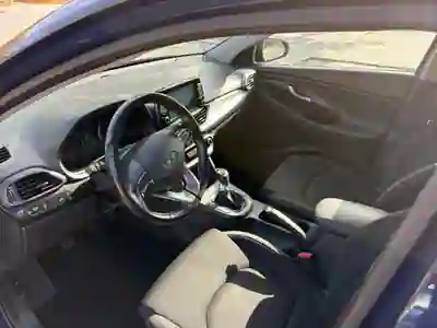 Hyundai i30 CW 2020 - 10900 EUR, 159000 km - AUTO.MOTO.pt - 159000km - foto 10 de 13