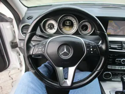 Mercedes-Benz C 220 2012 - 13500 EUR, 260000 km - 260000km - foto 9 de 21