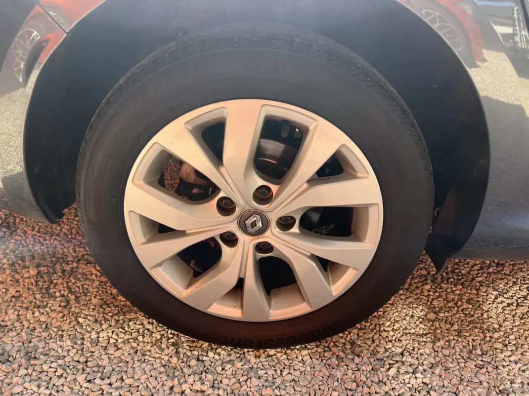 Renault Mégane Sport Tourer 2019 - 12500 EUR, 232000 km - 232000km - foto 12 de 16