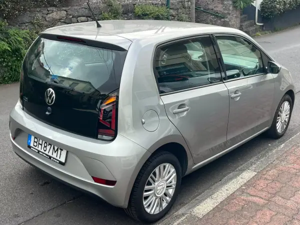 Volkswagen Up! 2024 - 14000 EUR, 43064 km - AUTO.MOTO.pt - 43064km - foto 3 de 7