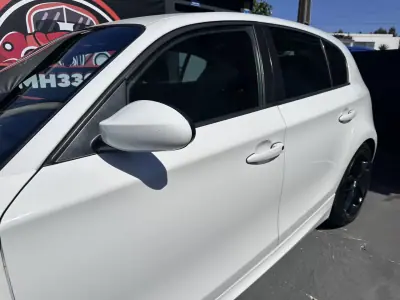 BMW 118 2009 - 9900 EUR, 177000 km - AUTO.MOTO.pt - 177000km - foto 14 de 46