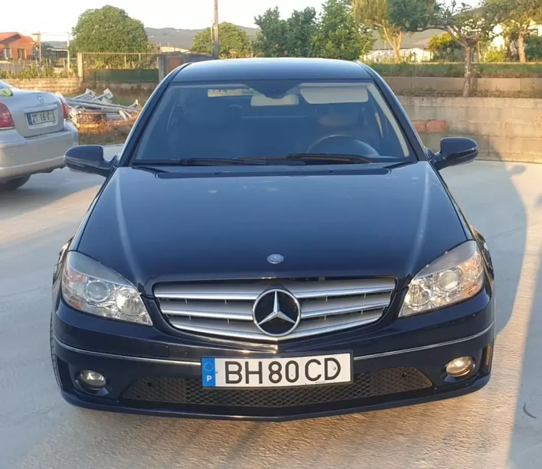 Mercedes-Benz CLC 200 2010 - 10990 EUR, 259000 km - AUTO.MOTO.pt - 259000km - foto 2 de 46