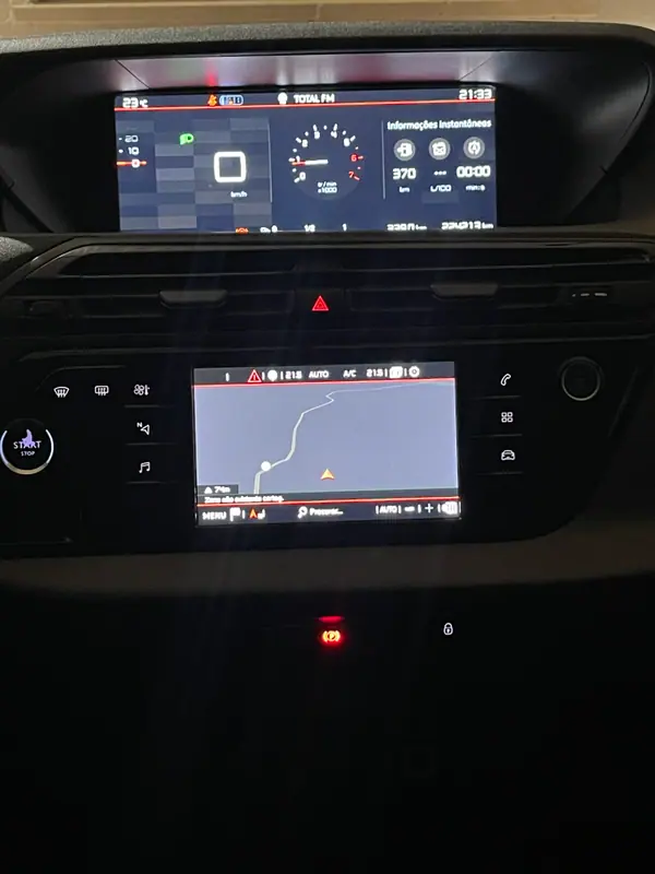 Citroën C4 Grand Picasso 2018 - 8000 EUR, 224000 km - AUTO.MOTO.pt - 224000km - foto 8 de 15